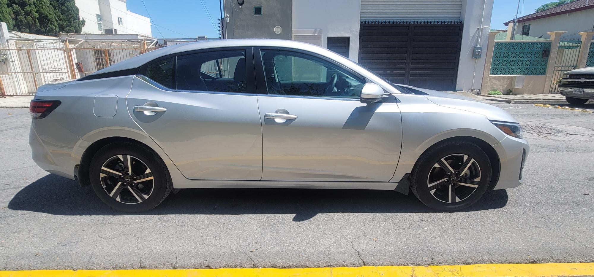 2025 Nissan SENTRA 4P ADVANCE L42.0 AUT