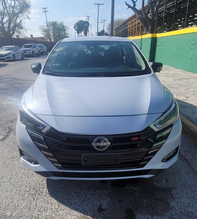 2024 Nissan VERSA 4P SR L41.6 AUT