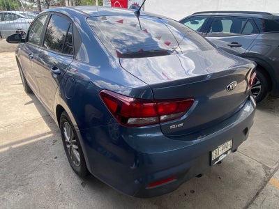 2018 Kia RIO 5 PTS HB LX TA VE F NIEBLA RA-15