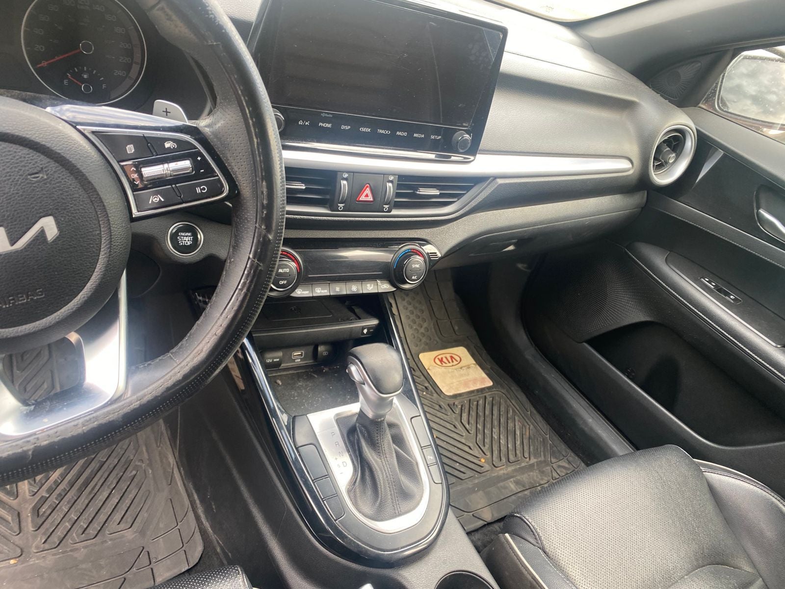 2018 Kia RIO 5 PTS HB LX TA VE F NIEBLA RA-15