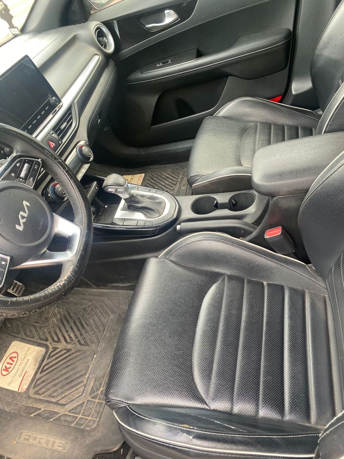 2018 Kia RIO 5 PTS HB LX TA VE F NIEBLA RA-15