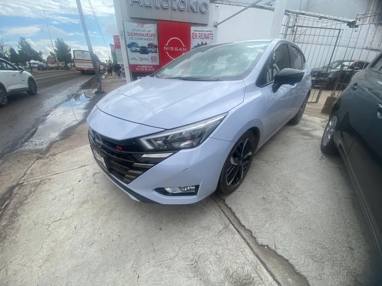 2024 Nissan VERSA 4P SR L41.6 AUT