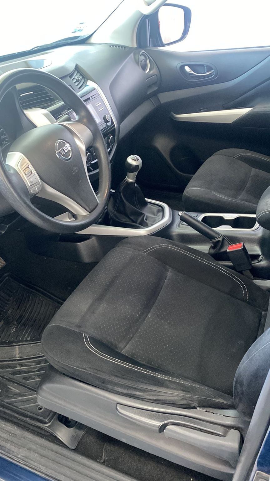 2019 Nissan NP300 FRONTIER 4 PTS LE L4 25L TM6 AAC VE ESTRIBOS RA-16