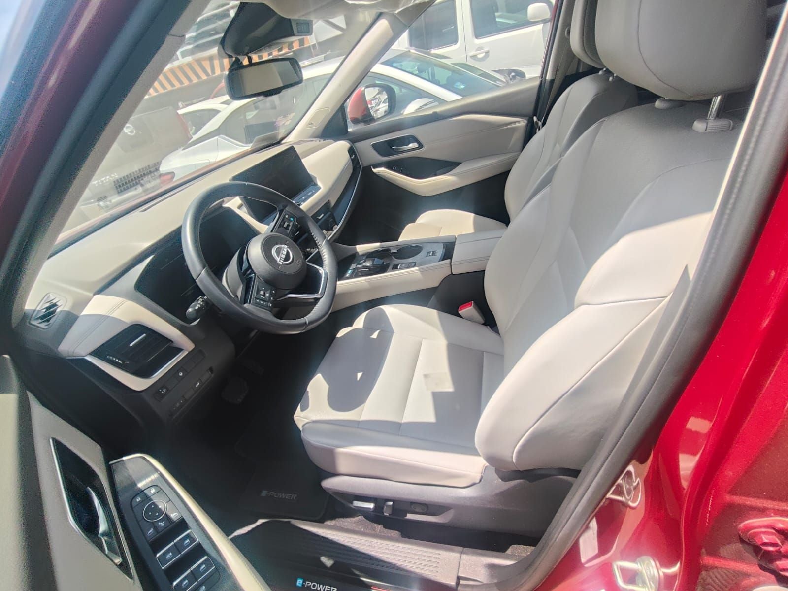 2025 Nissan X-TRAIL 5P PLATINUM E.POWER HEV L31.5 AUT