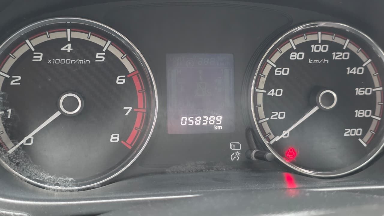 2022 Mitsubishi L200 4 PTS GLX CABINA DOBLE 24TD TM5 4X4