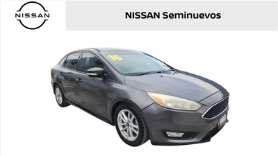 2016 Ford Focus 4 pts. SE, TM5, a/ac., f. niebla, RA-16