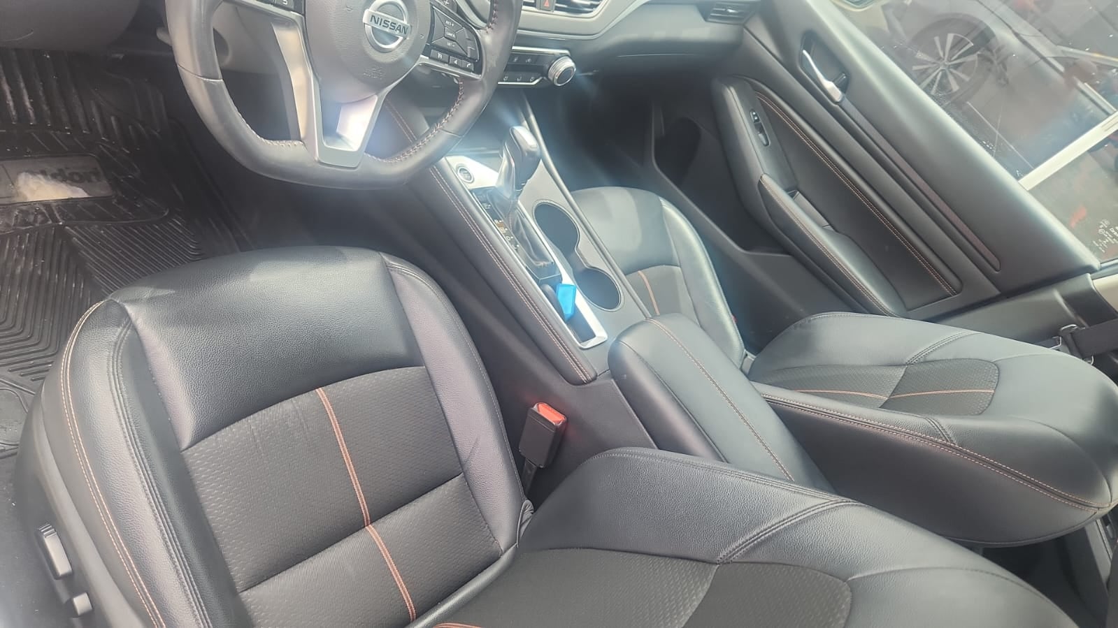 2021 Nissan Altima 4 pts. SR, 2.0T, CVT, a/ac., VE del., RA-19