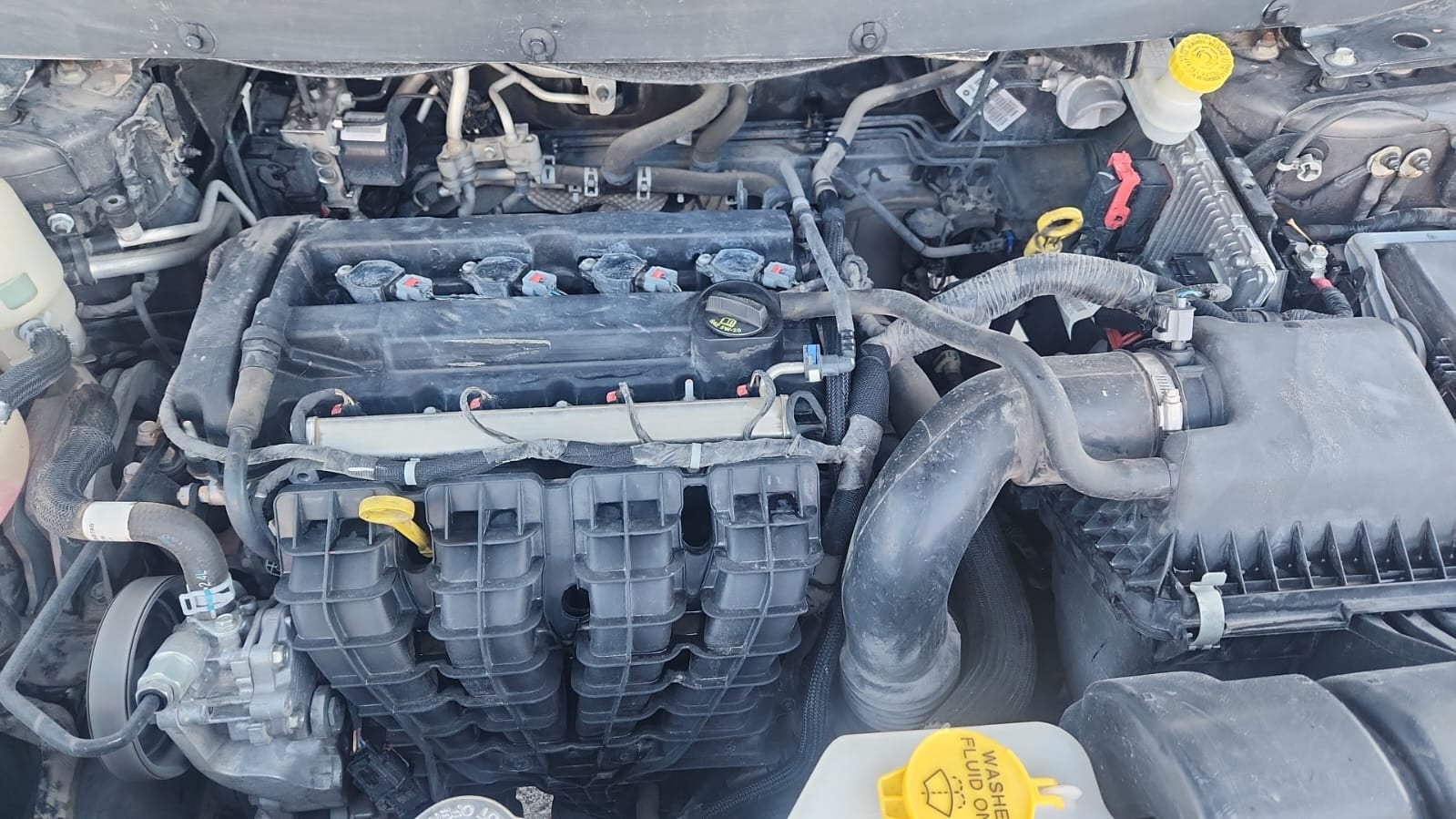 2020 Dodge Journey VUD 5 pts. Sport Plus, 2.4l, TA, VE, piel, QC, DVD, 7 pas., RA-19 (línea anterior)