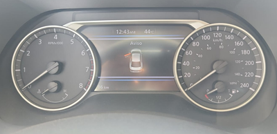 2025 Nissan Sentra 4 pts. Advance, TM6, a/ac., f. niebla, RA-16 (línea anterior)