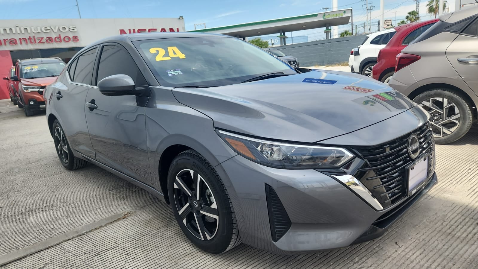 2024 Nissan Sentra ADVANCE CVT