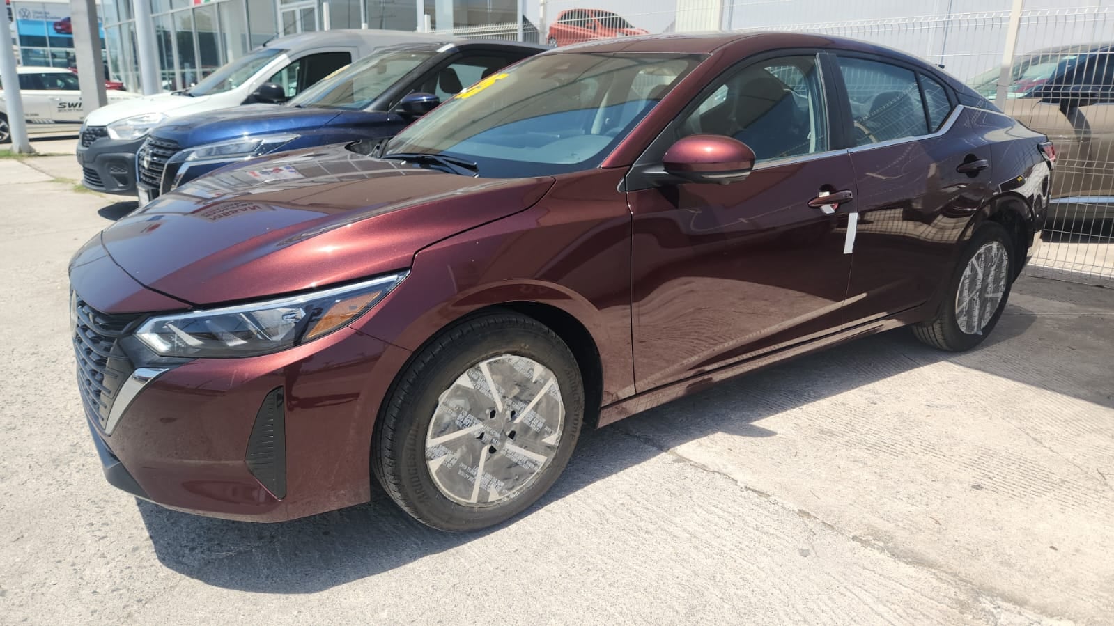 2025 Nissan Sentra ADVANCE CVT
