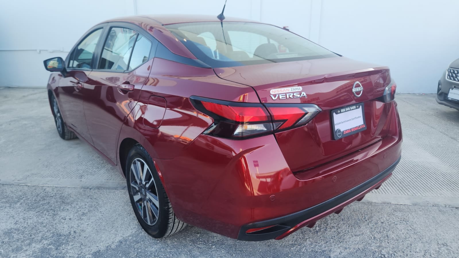 2023 Nissan Versa advance cvt