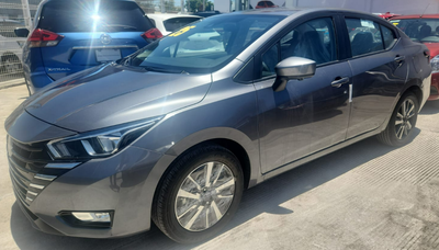 2025 Nissan Versa ADVANCE CVT
