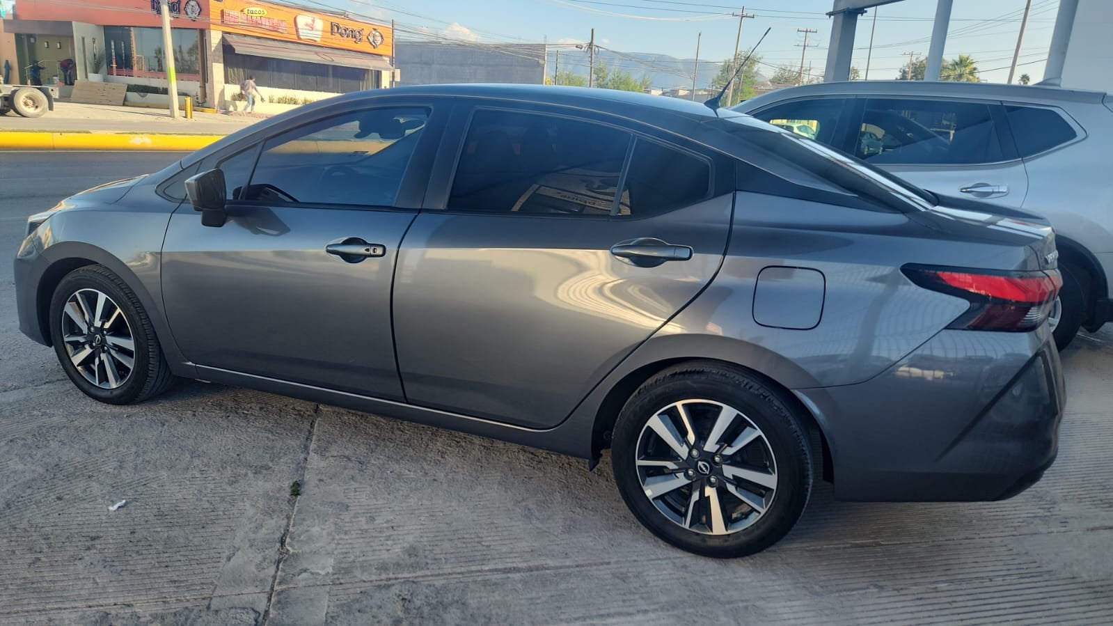 2023 Nissan Versa ADVANCE CVT