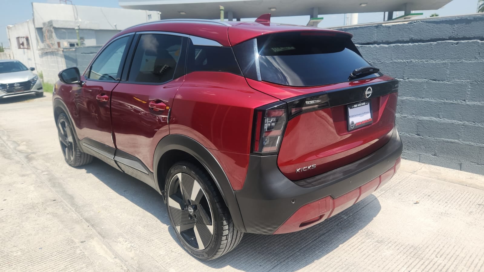 2026 Nissan Kicks VUD 5 pts. Exclusive, 2.0l, TA, pantalla touch 12