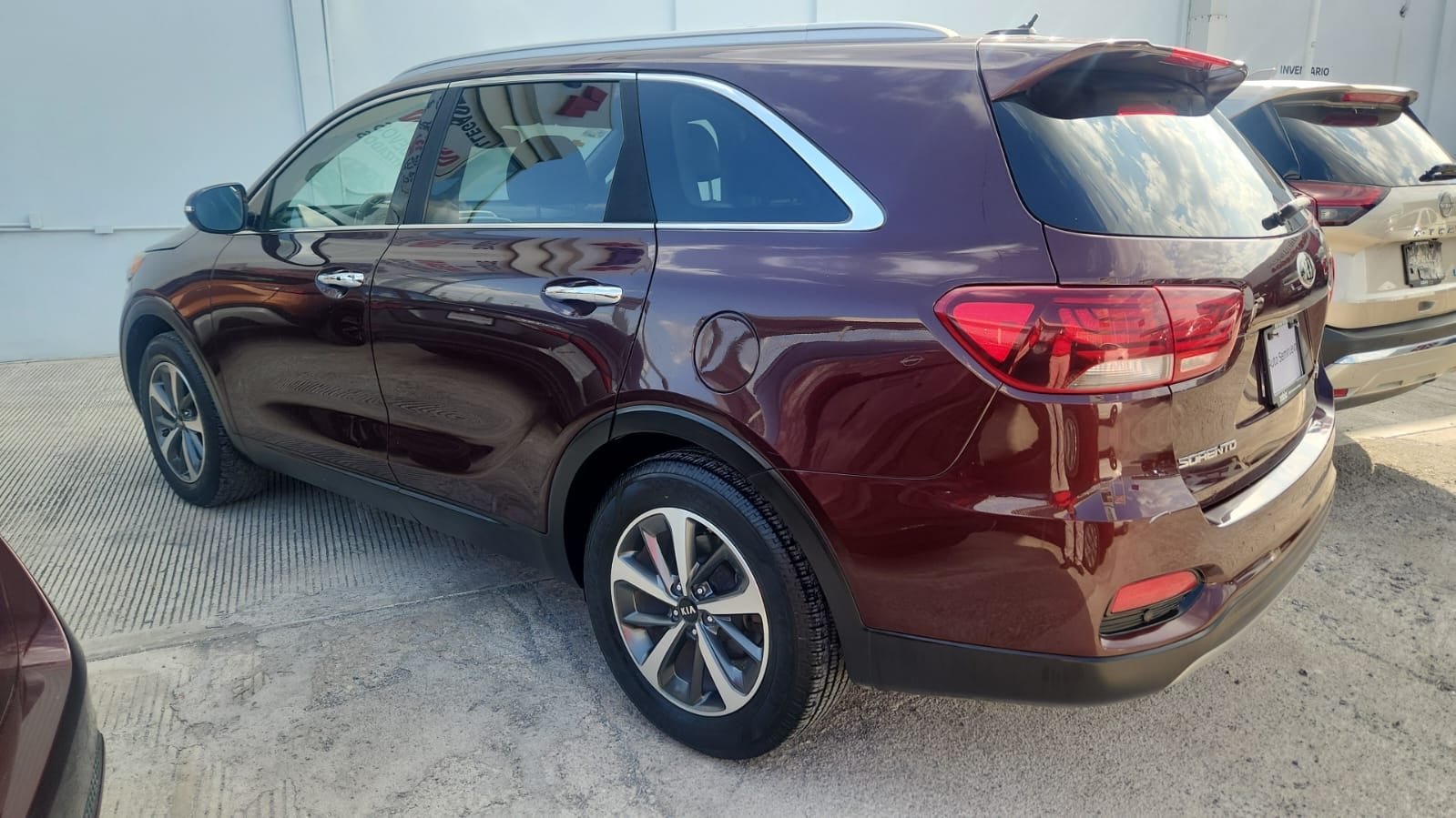 2019 Kia Sorento VUD 5 pts. EX, L4, TA, a/ac., piel, 7 pas., RA-18