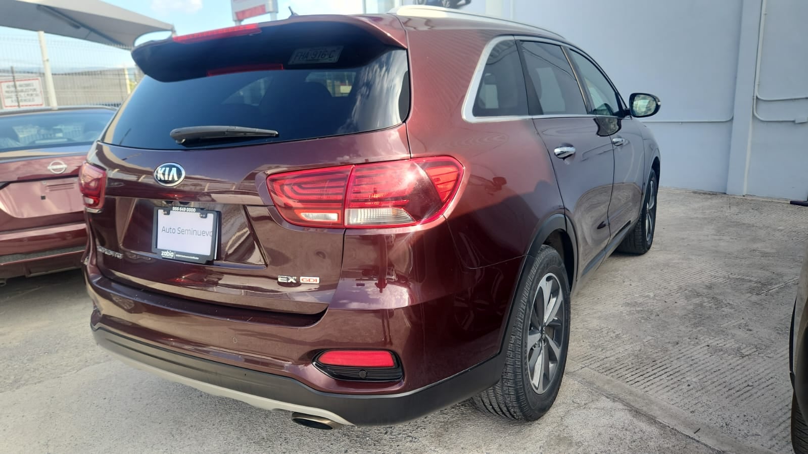 2019 Kia Sorento VUD 5 pts. EX, L4, TA, a/ac., piel, 7 pas., RA-18