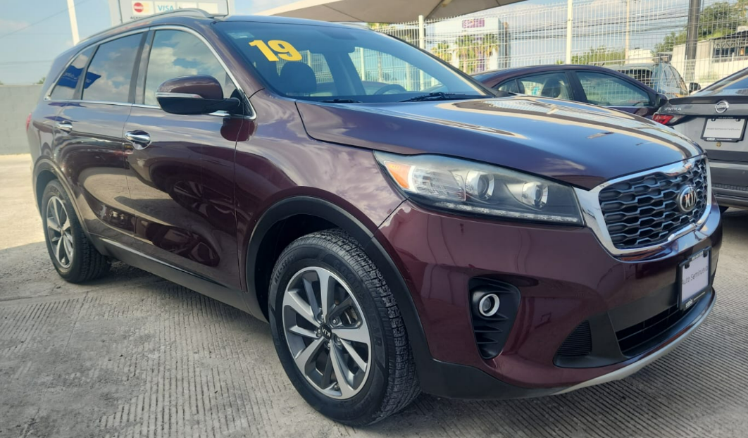 2019 Kia Sorento VUD 5 pts. EX, L4, TA, a/ac., piel, 7 pas., RA-18