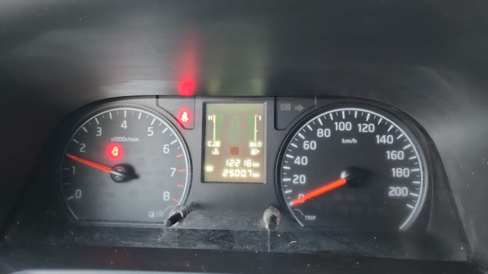 2025 Nissan Urvan Pasajeros 4 pts. TM5, a/ac., VE, 11 pas.