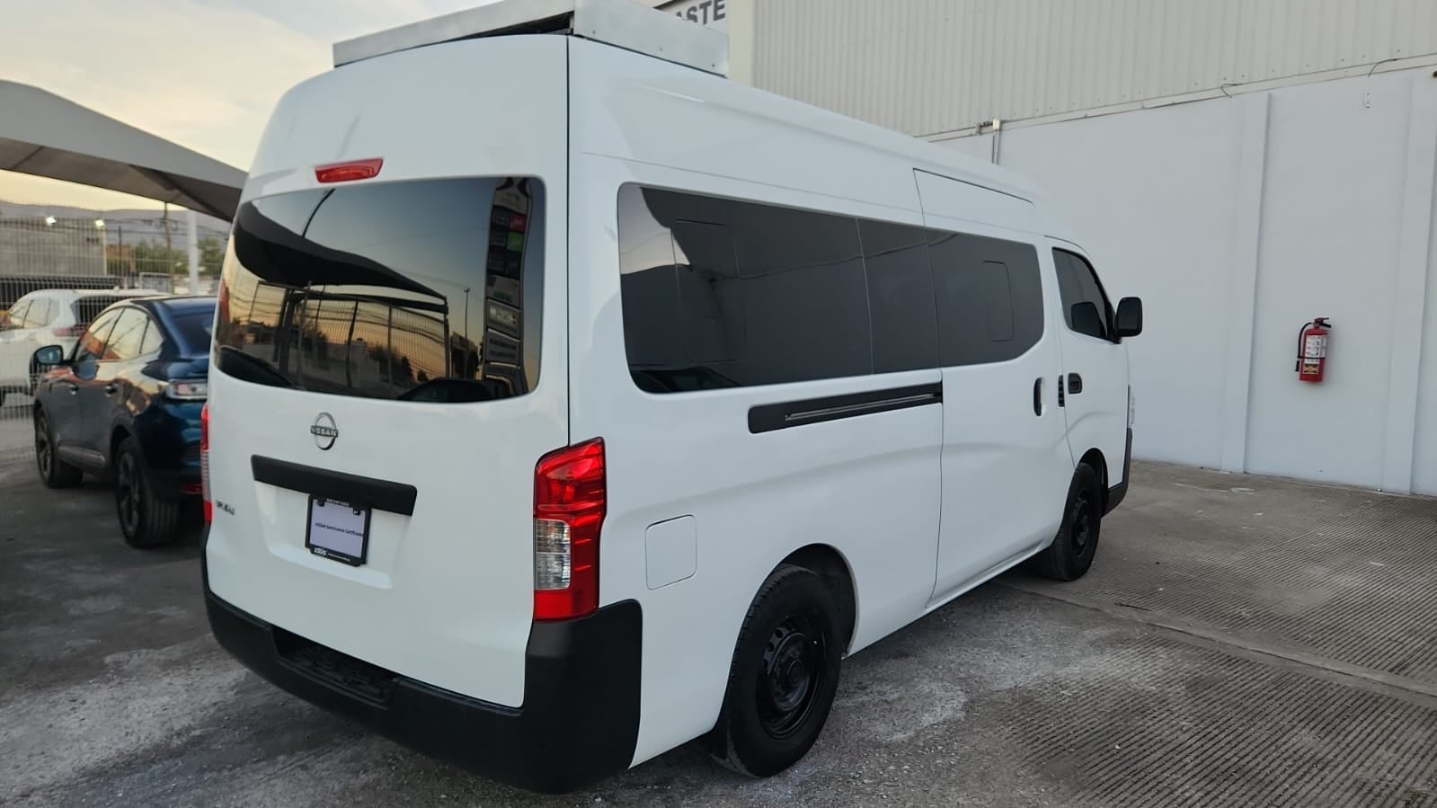 2025 Nissan Urvan Pasajeros 4 pts. TM5, a/ac., VE, 11 pas.