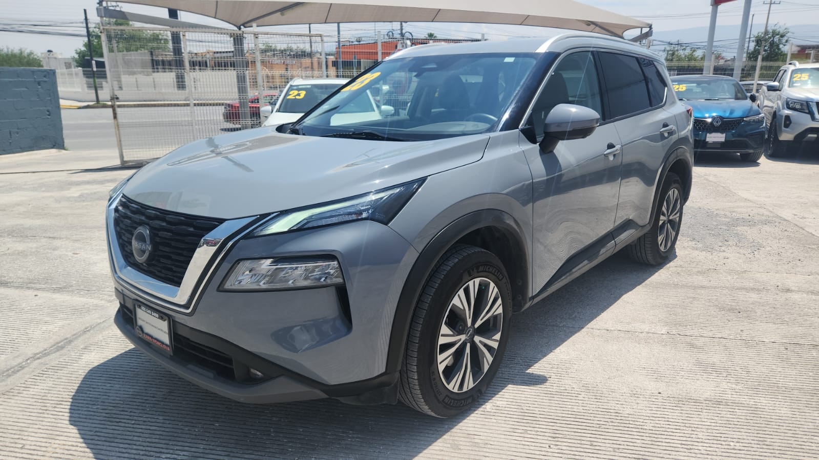 2023 Nissan X-Trail VUD 5 pts. Exclusive, TA, piel, RA-18 (línea nueva)