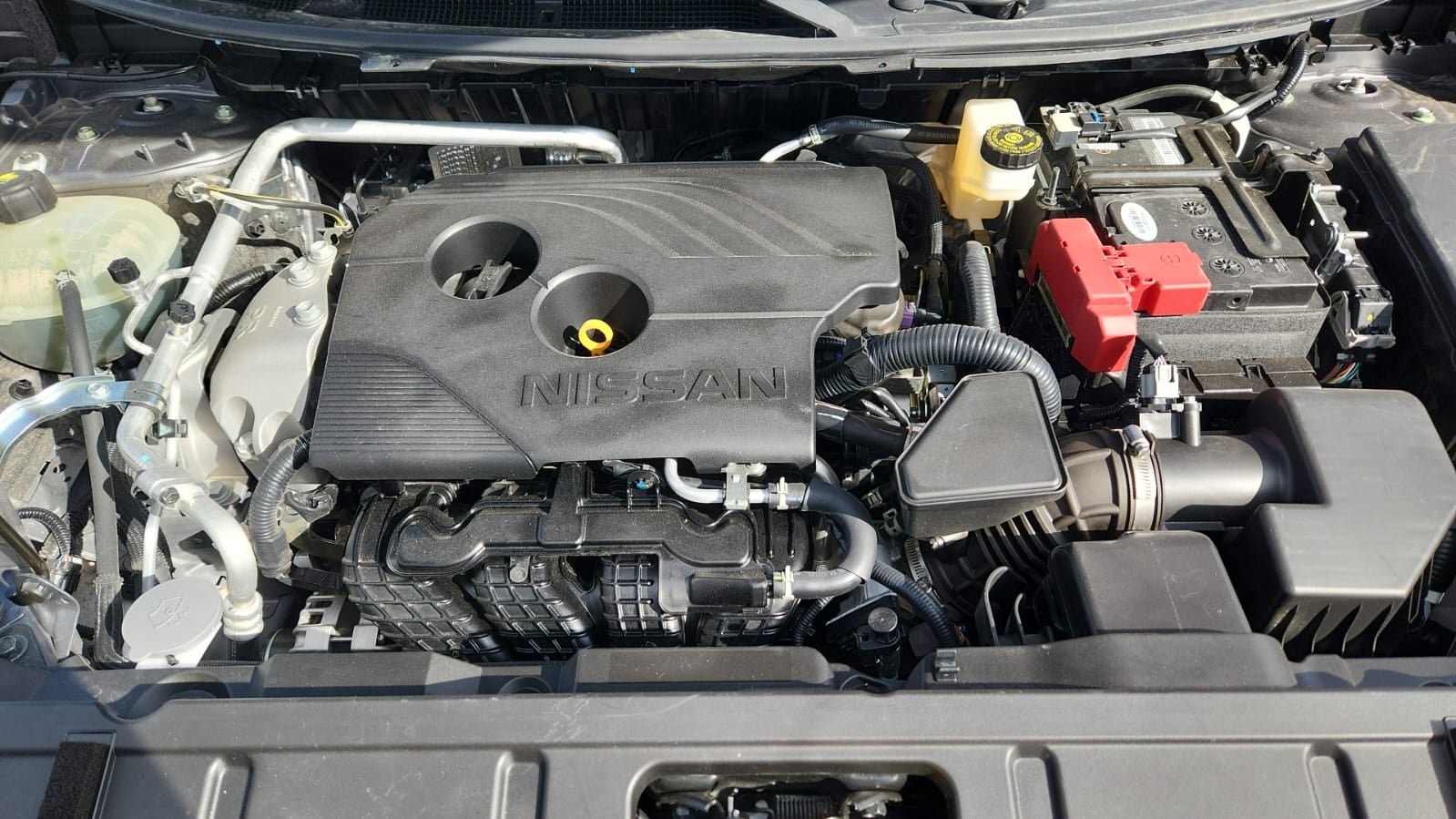 2025 Nissan X-Trail VUD 5 pts. Platinum Plus, TA, piel, QCP, GPS, ADAS, RA-19