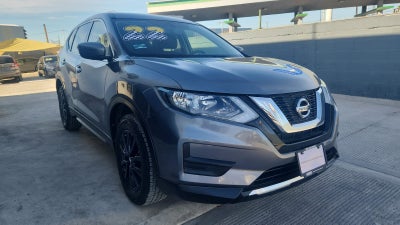 2022 Nissan X-Trail VUD 5 pts. Sense, TA, 5 pas., RA-17 (línea anterior)