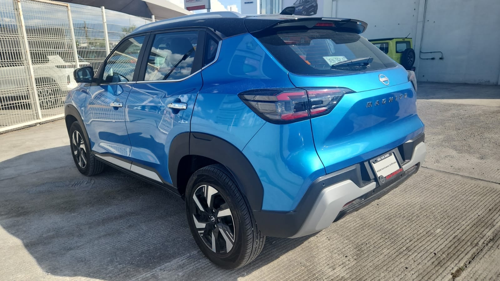 2025 Nissan Magnite VUD 5 pts. Exclusive, 1.0T, TM5, piel, RA-16