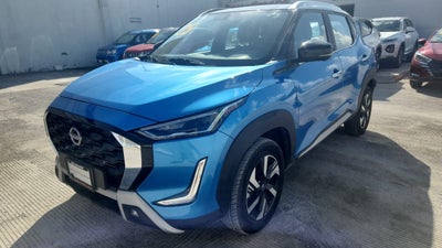 2025 Nissan Magnite VUD 5 pts. Exclusive, 1.0T, TM5, piel, RA-16