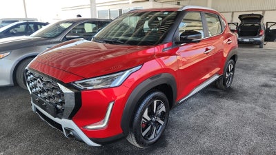 2025 Nissan Magnite VUD 5 pts. Exclusive, 1.0T, TM5, piel, RA-16