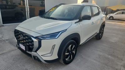 2025 Nissan Magnite VUD 5 pts. Exclusive, 1.0T, TM5, piel, RA-16