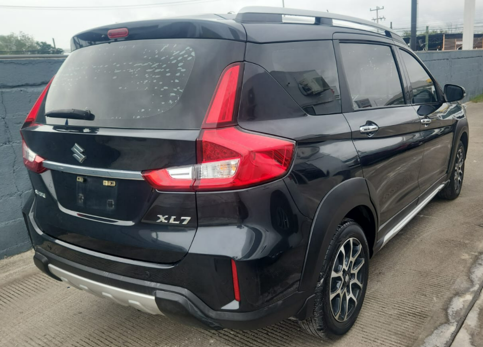 2022 Suzuki Ertiga Minivan 5 pts. XL7 GLX, 1.5l, TA, a/ac., f. led, RA-16