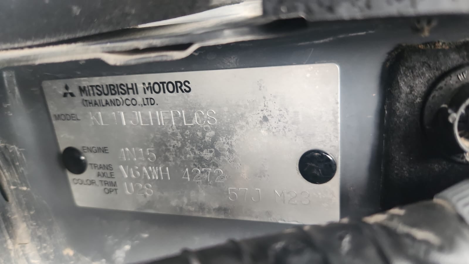 2022 Mitsubishi Comerciales L200 Pick-Up 4 pts. GLS, Doble Cab., 2.4TD, TA, 4x4