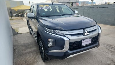2022 Mitsubishi Comerciales L200 Pick-Up 4 pts. GLS, Doble Cab., 2.4TD, TA, 4x4