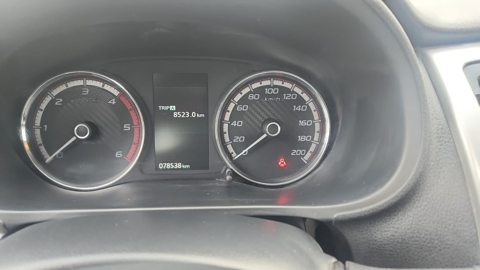 2022 Mitsubishi Comerciales L200 Pick-Up 4 pts. GLS, Doble Cab., 2.4TD, TA, 4x4