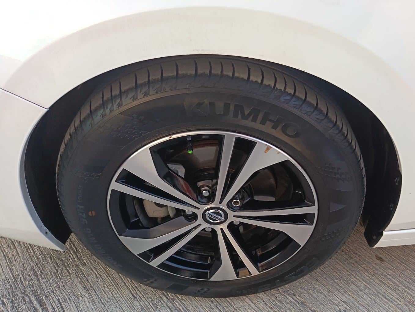 2023 Nissan SENTRA 4 PTS ADVANCE CVT AAC F NIEBLA RA-16