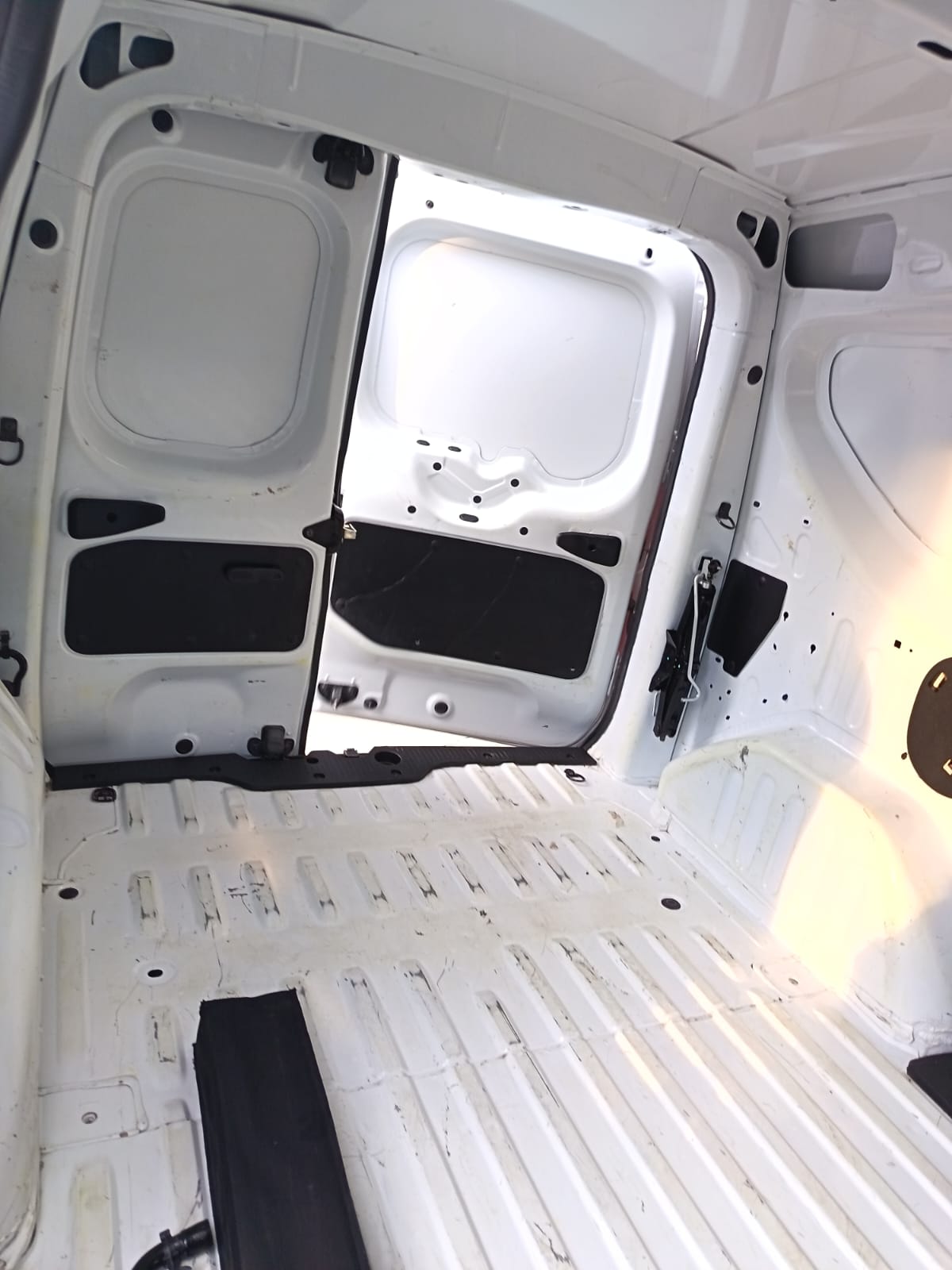 2025 RENAULT KANGOO 5P INTENSE L41.6 MAN