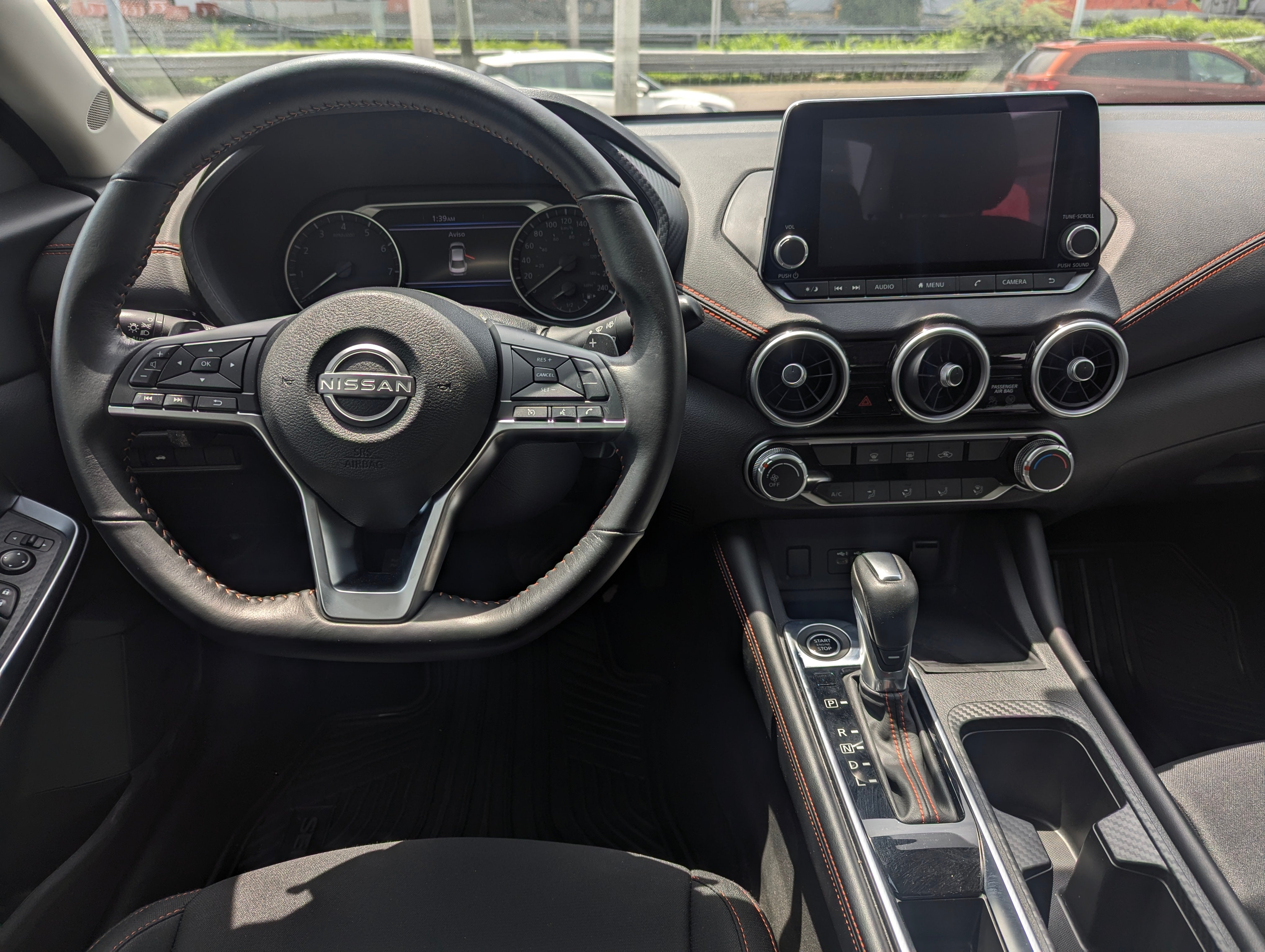 2024 Nissan SENTRA 4P SR BI-TONO L42.0 AUT