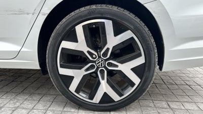 2019 Volkswagen JETTA 4 PTS HIGHLINE 14T TA PIEL QC RA-17