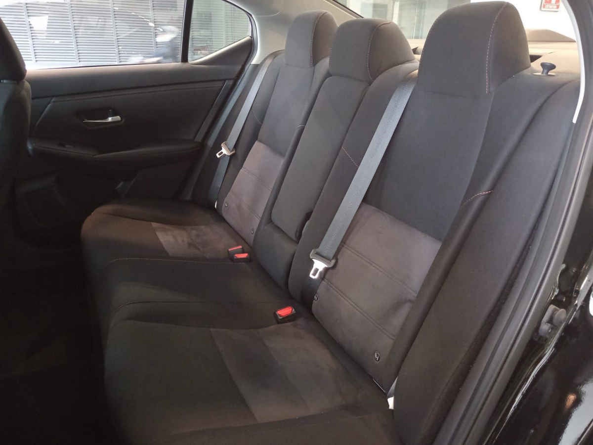 2023 Nissan Sentra 4p SR L4/2.0 Aut