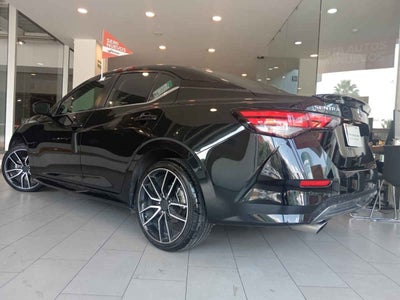 2023 Nissan Sentra 4p SR L4/2.0 Aut