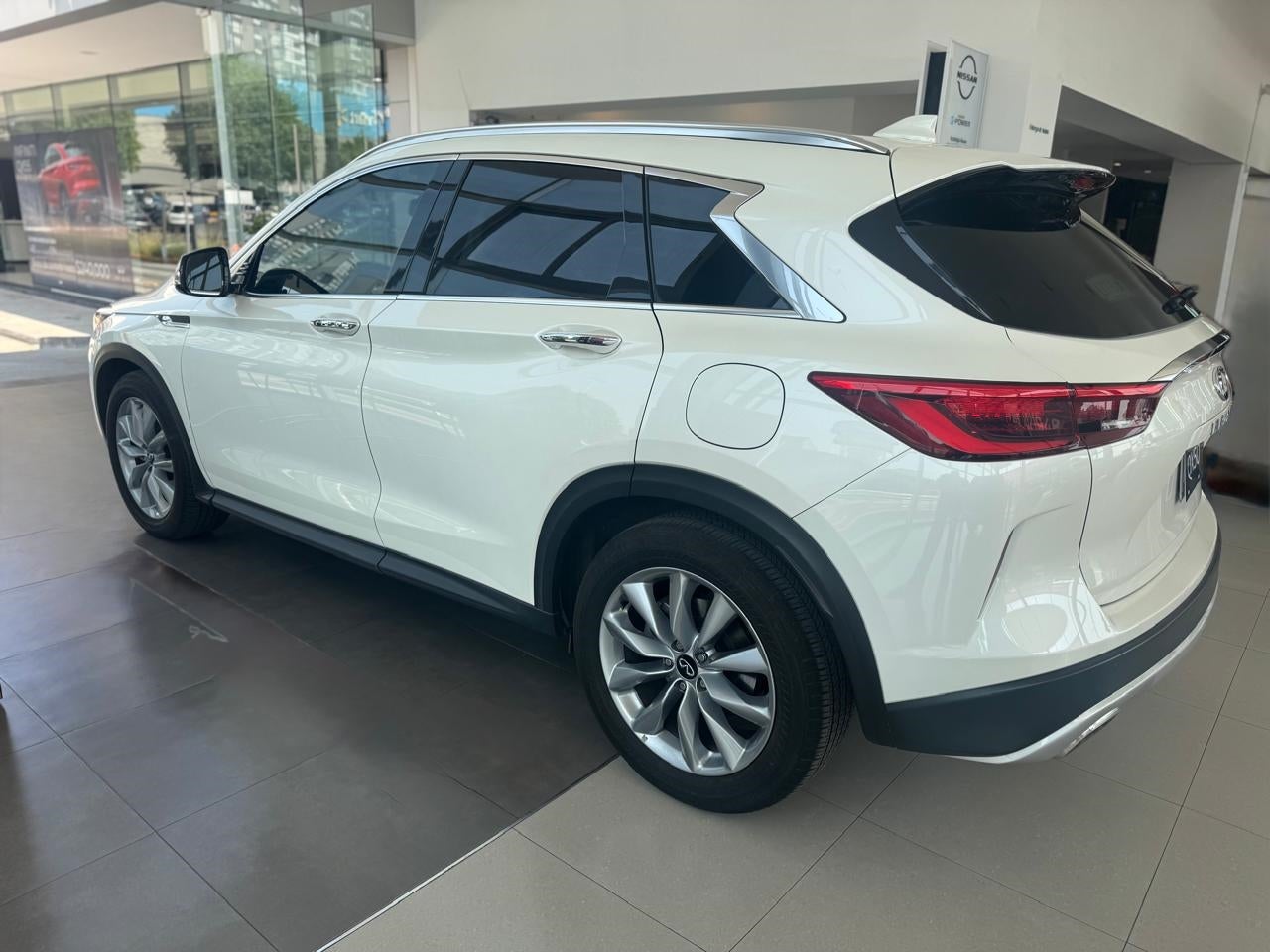 2022 INFINITI QX50 5 PTS QX50 ESSENTIAL 20T CVT PIEL  F LED TP RA-19