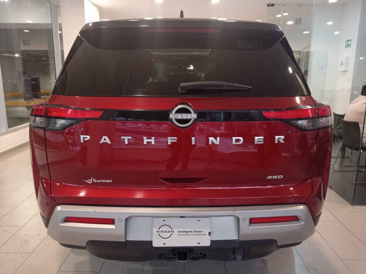2024 Nissan Pathfinder 5p Platinum V6/3.5 Aut