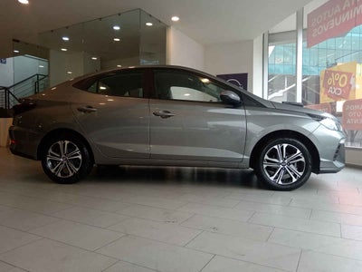 2025 Hyundai HB20 4p GL L4/1.6 Aut Rin 16