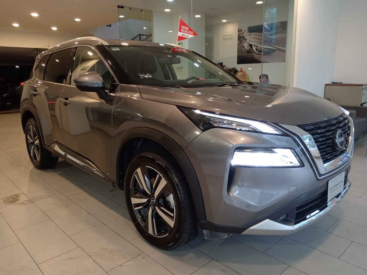 2025 Nissan X-Trail 5p Platinum 3 Row L4/2.5 Aut
