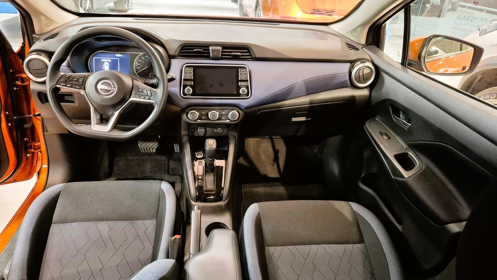 2024 Nissan VERSA 4P ADVANCE L41.6 AUT