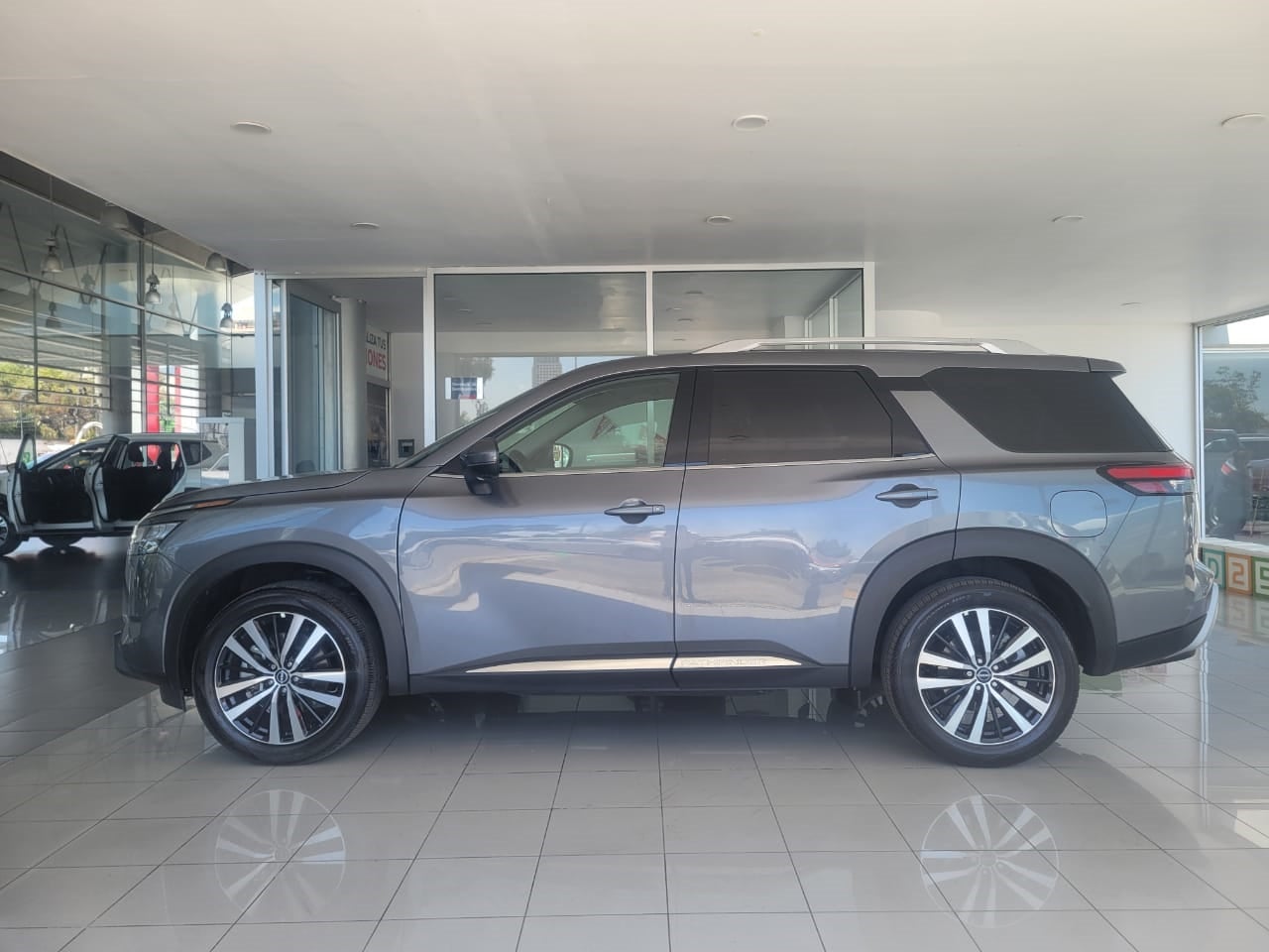 2023 Nissan PATHFINDER 5P EXCLUSIVE V63.5 AUT