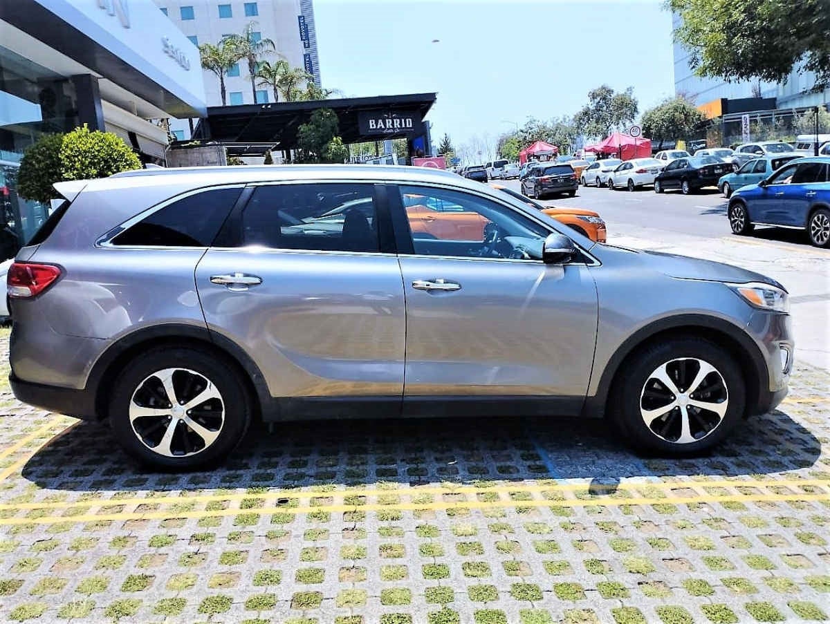 2016 Kia SORENTO 5 PTS EX PACK V6 TA AAC PIEL QCP GPS 7 PAS RA-18 4X4