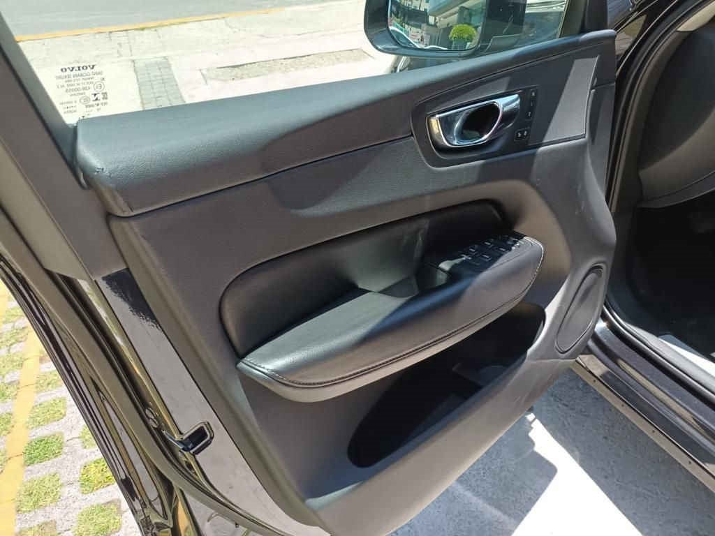 2019 Volvo XC60 5 PTS T6 INSCRIPTION 20T 320 HP TA8 RA-20