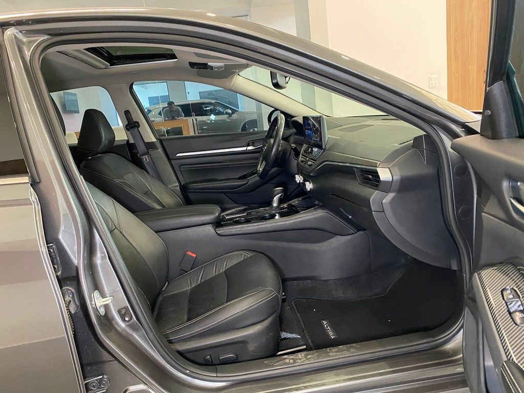 2023 Nissan Altima 4p Exclusive L4/2.0/T Aut